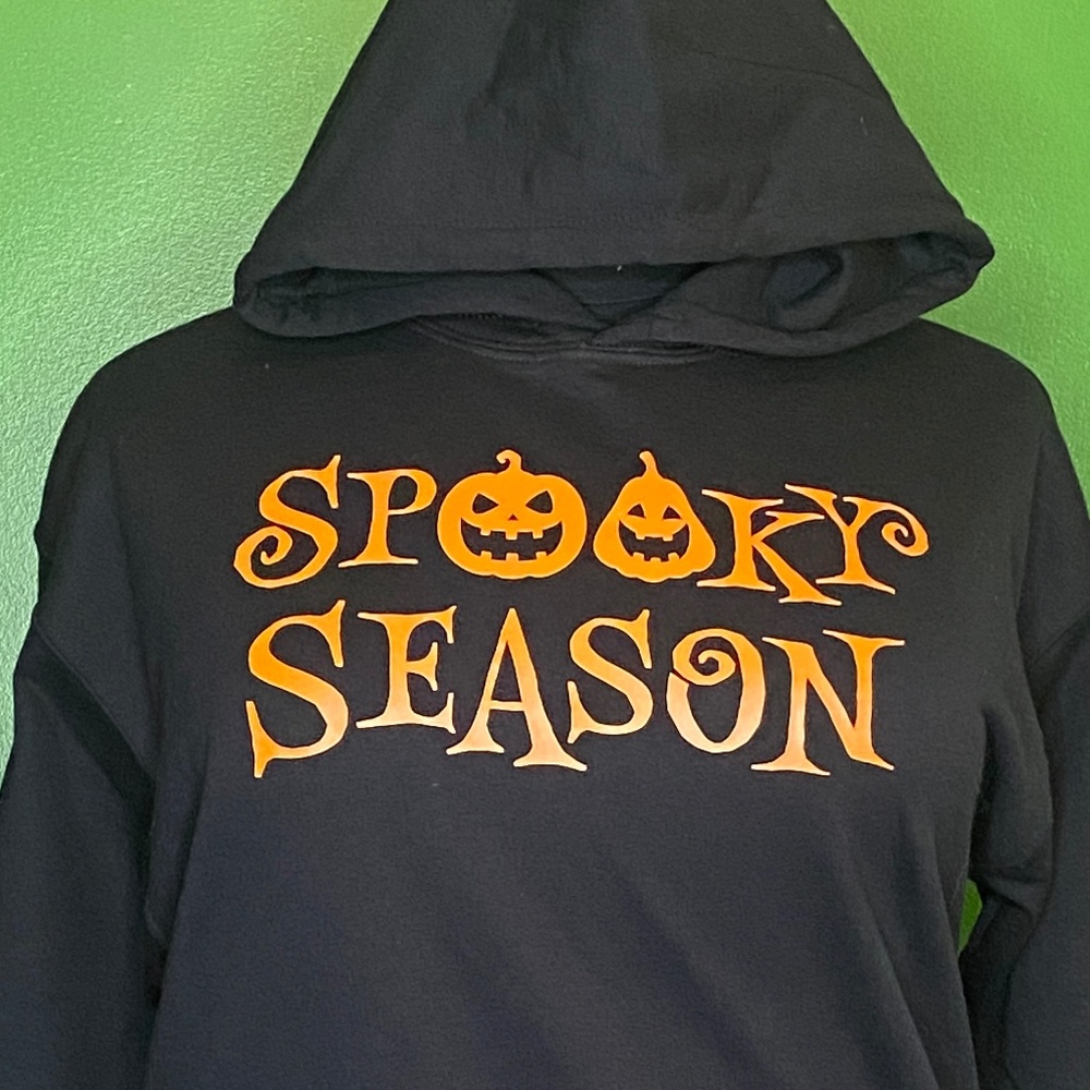 NWOT Never Worn So Soft Black Gildan Hoodie Halloween size L